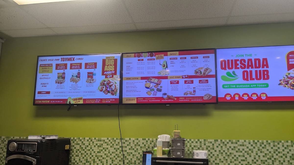Quesada Burritos & Tacos меню