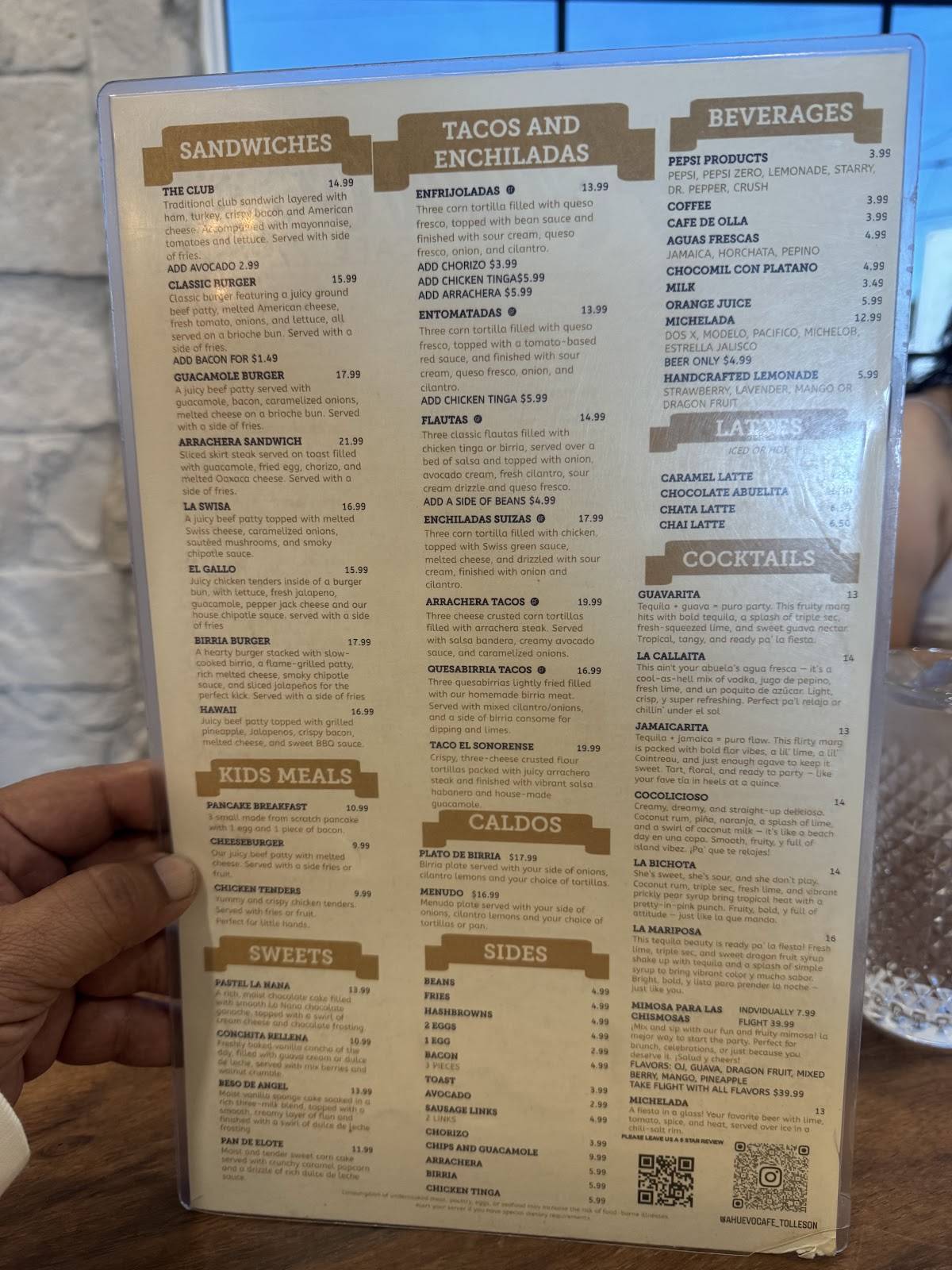 Ahuevo Café меню