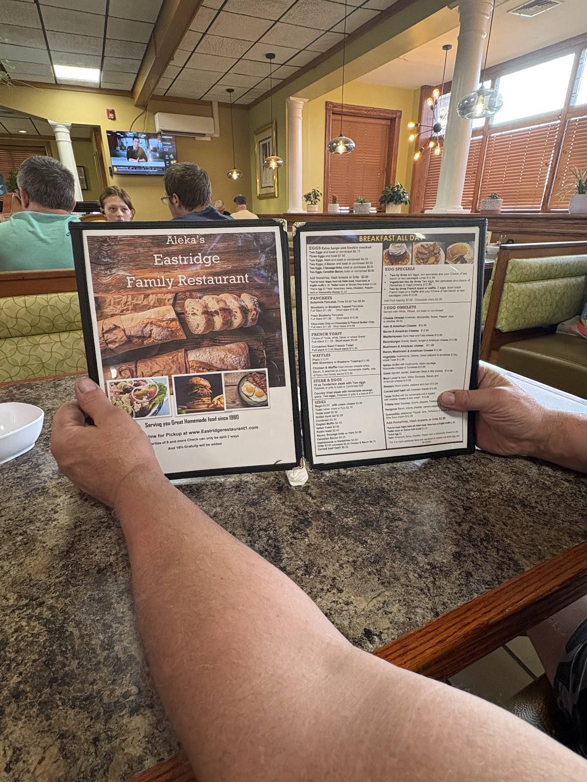 East Ridge Family Restaurant меню