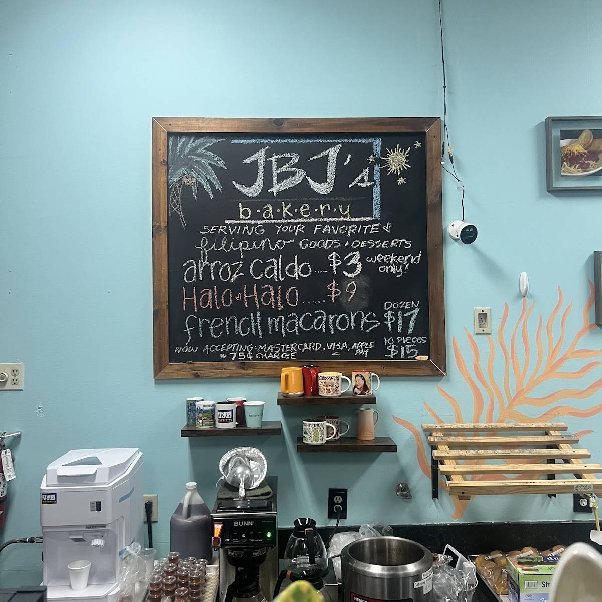 J B J's Bakery меню