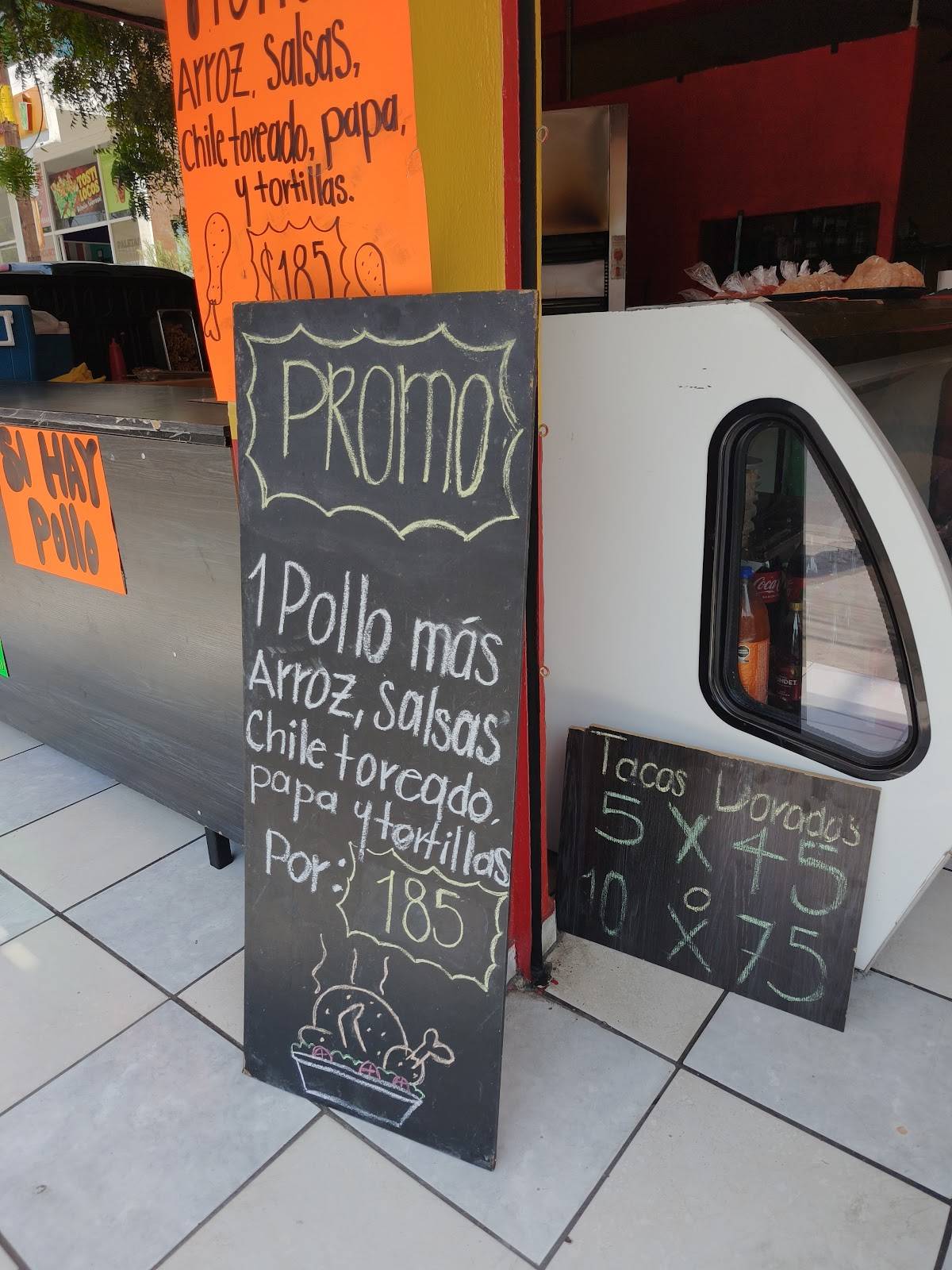Pollito Pio меню