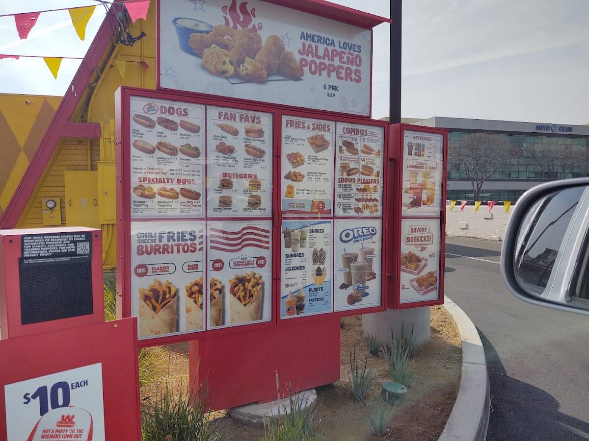 Wienerschnitzel меню