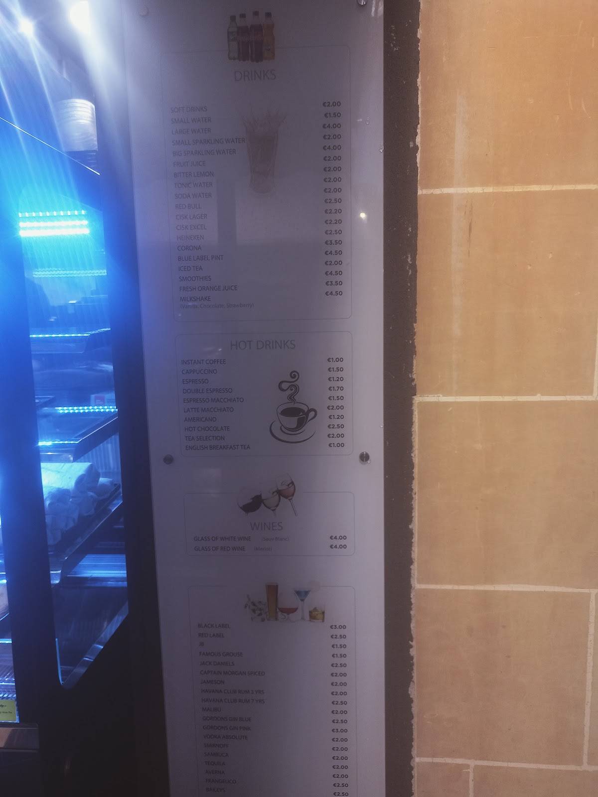 Delish cafe меню