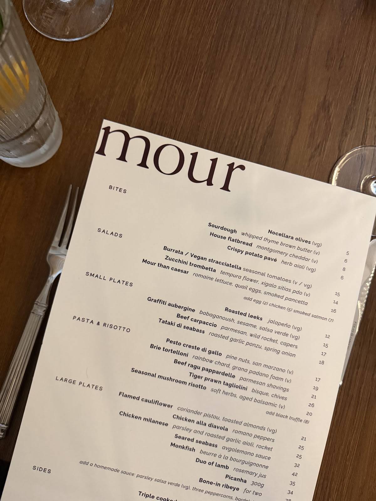 Mour меню