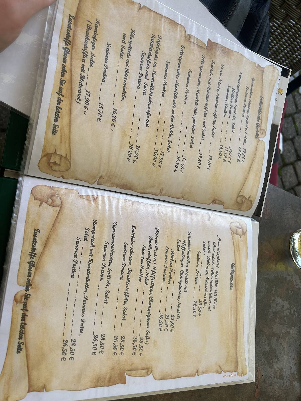 Paradies Schwäbische Gaststätte меню