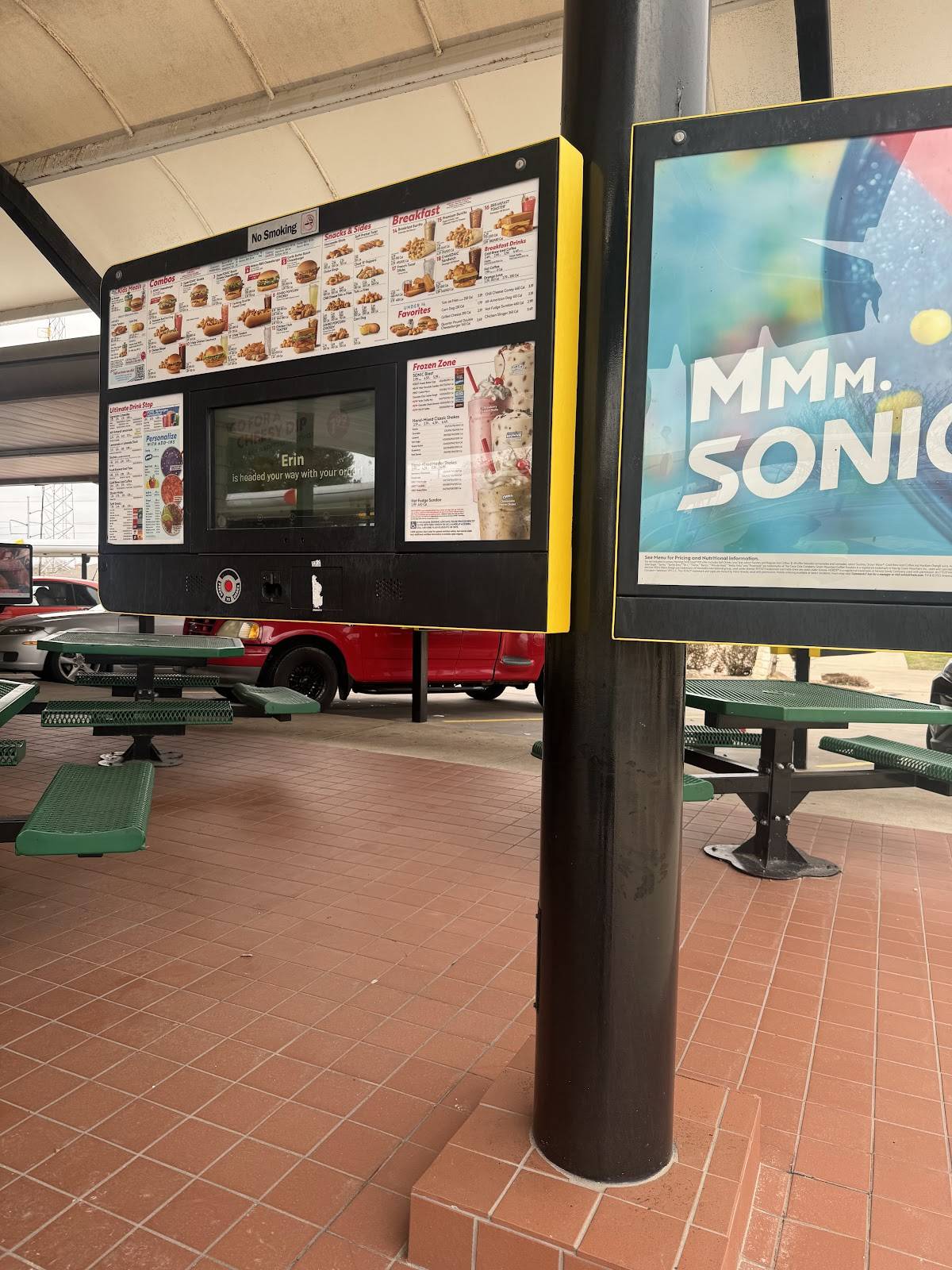 Sonic Drive-In меню