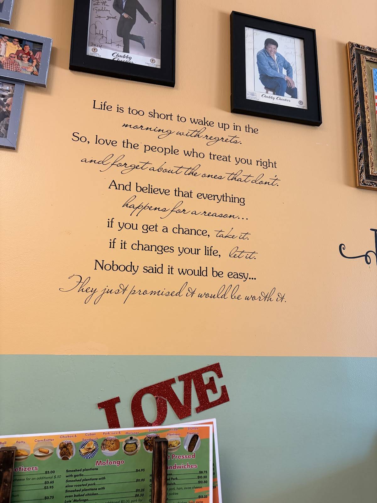 The Latin Corner меню