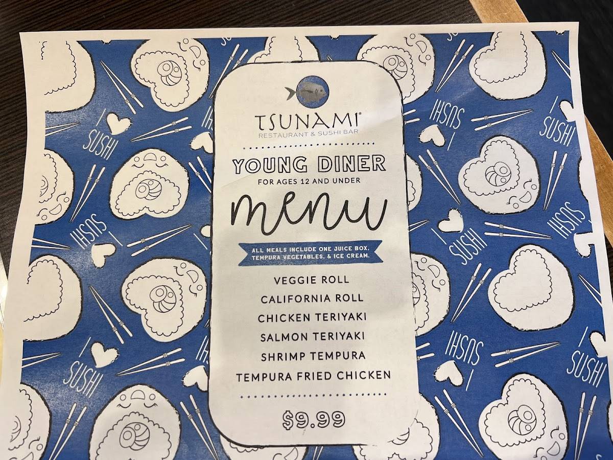 Tsunami Restaurant & Sushi Bar меню