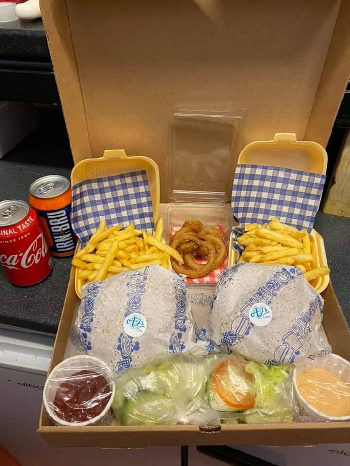 AJ's Cafe меню