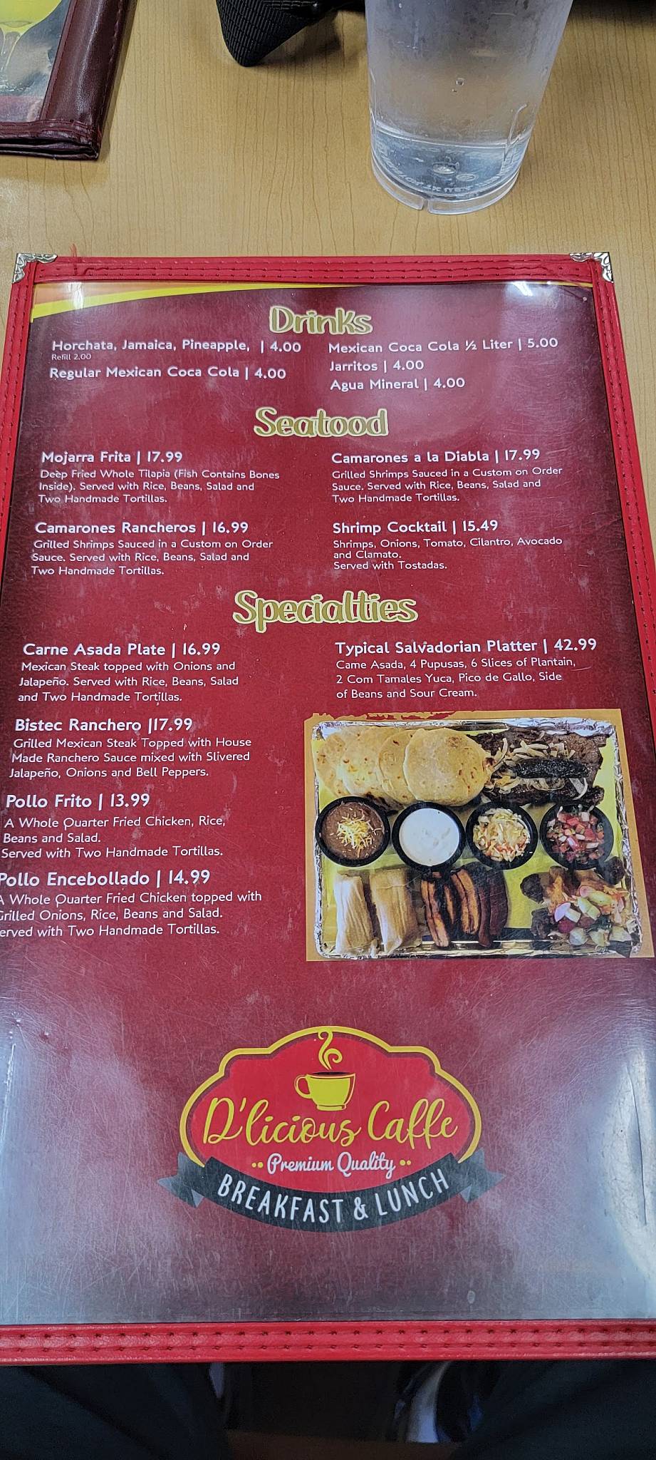 D’licious Caffe меню
