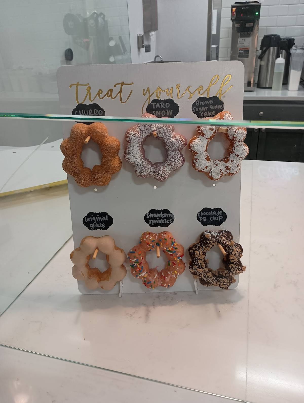 Mochinut Raleigh меню