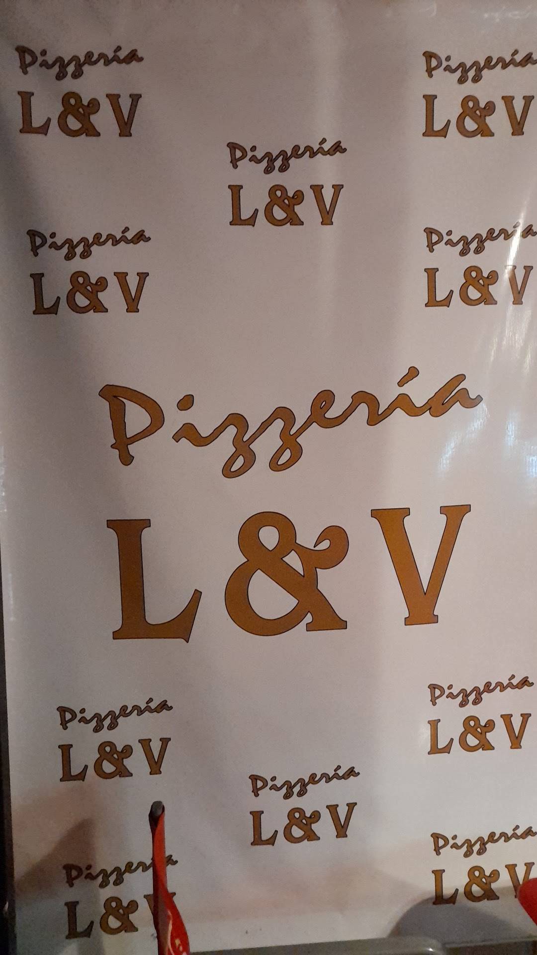Pizzeria L&V меню