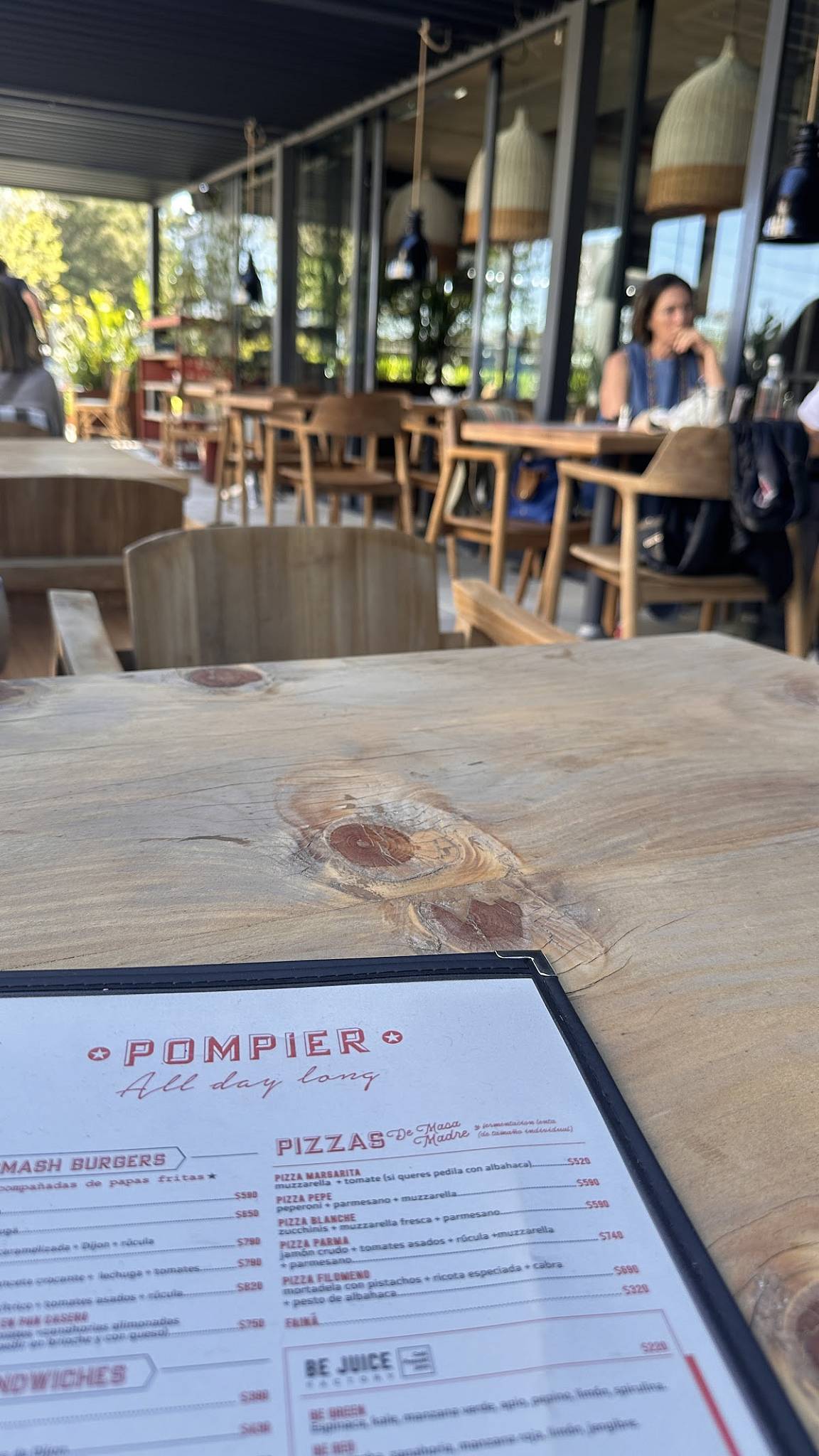 Pompier меню