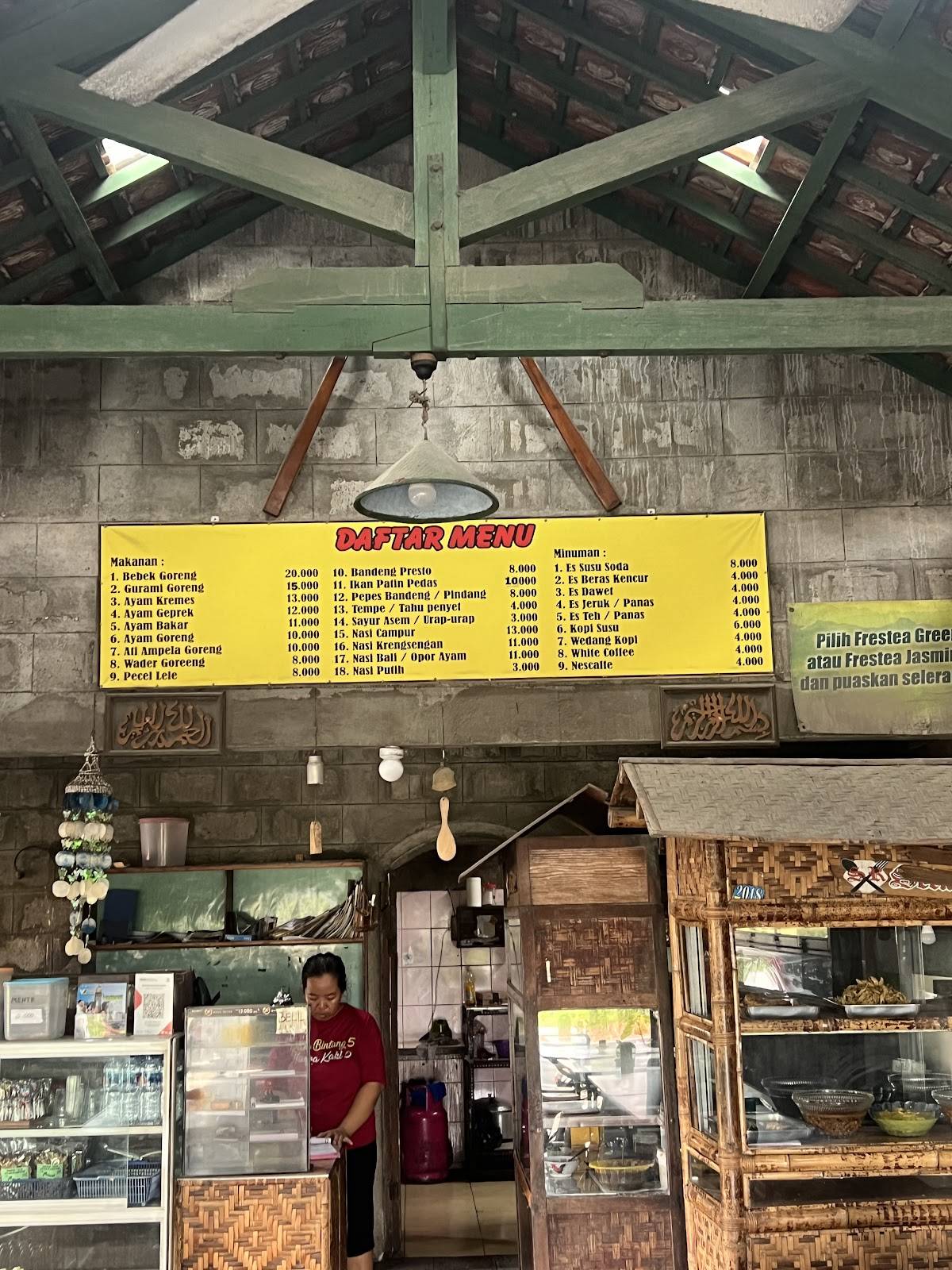 Warung Makan Setia Rasa меню