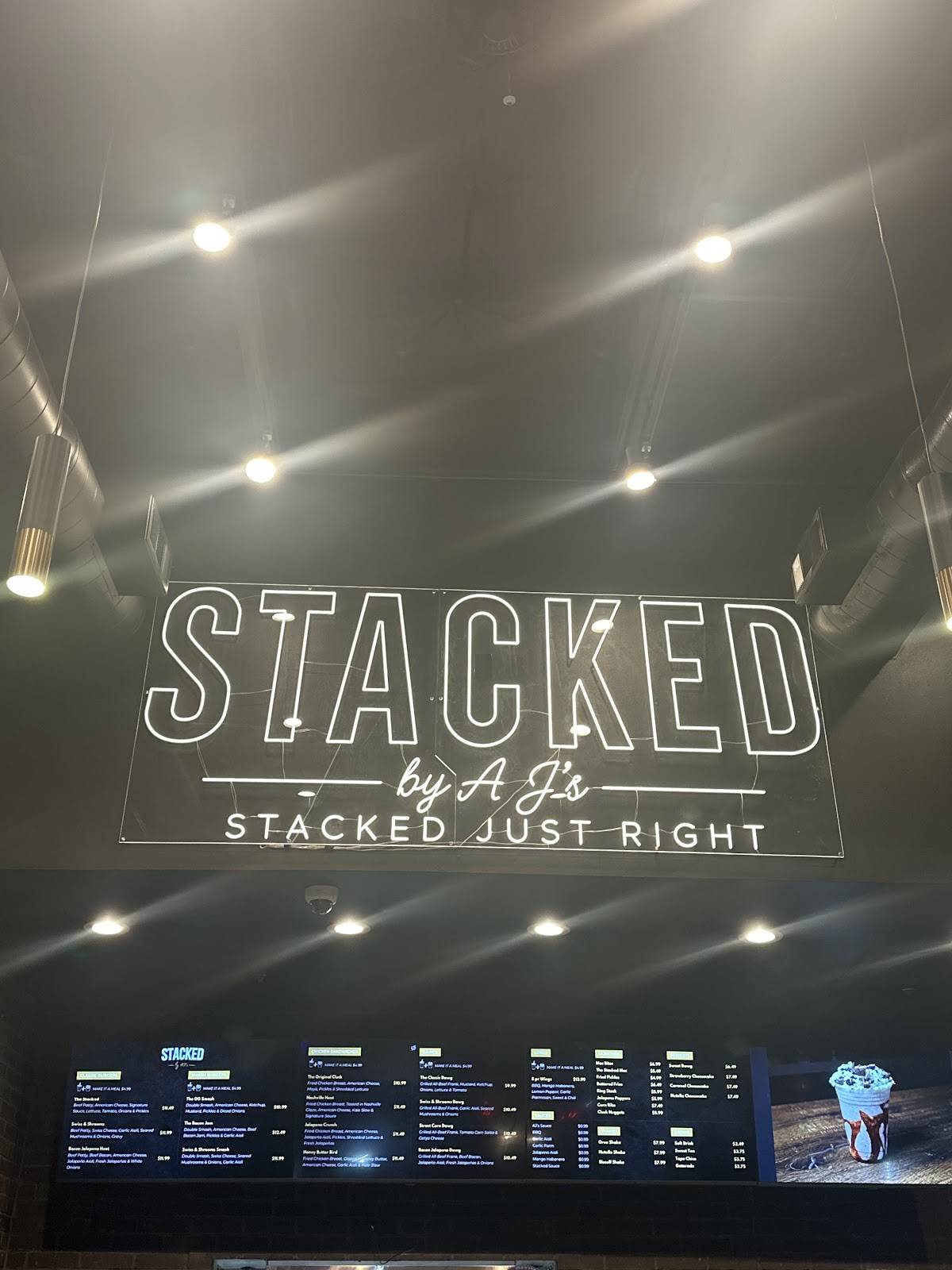 Stack'd Burger House меню