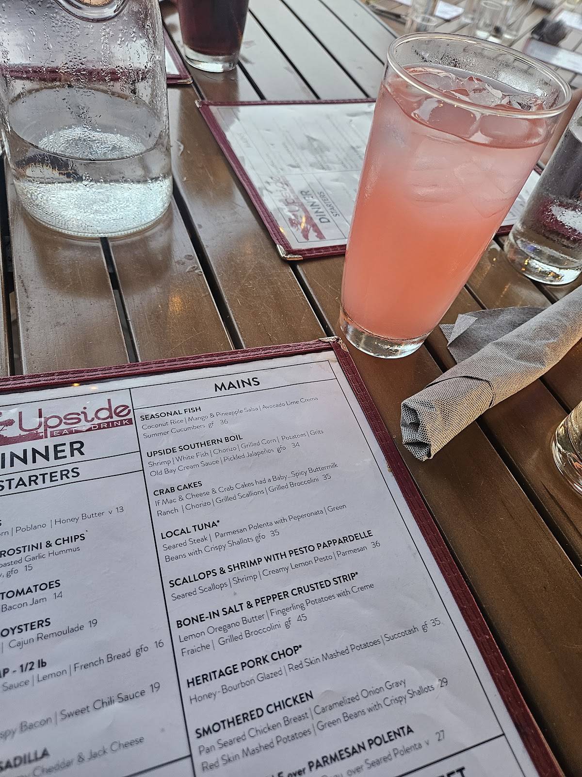 Upside Restaurant меню