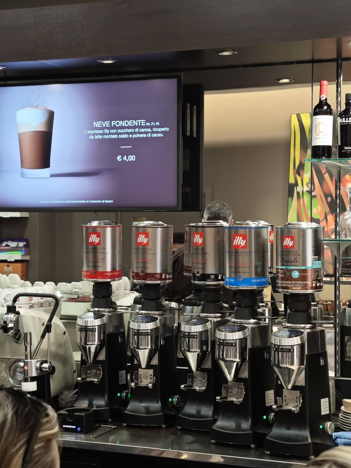 illy Montecitorio меню