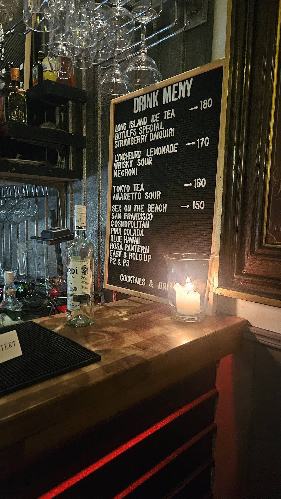 Botulfs restaurang & bar меню