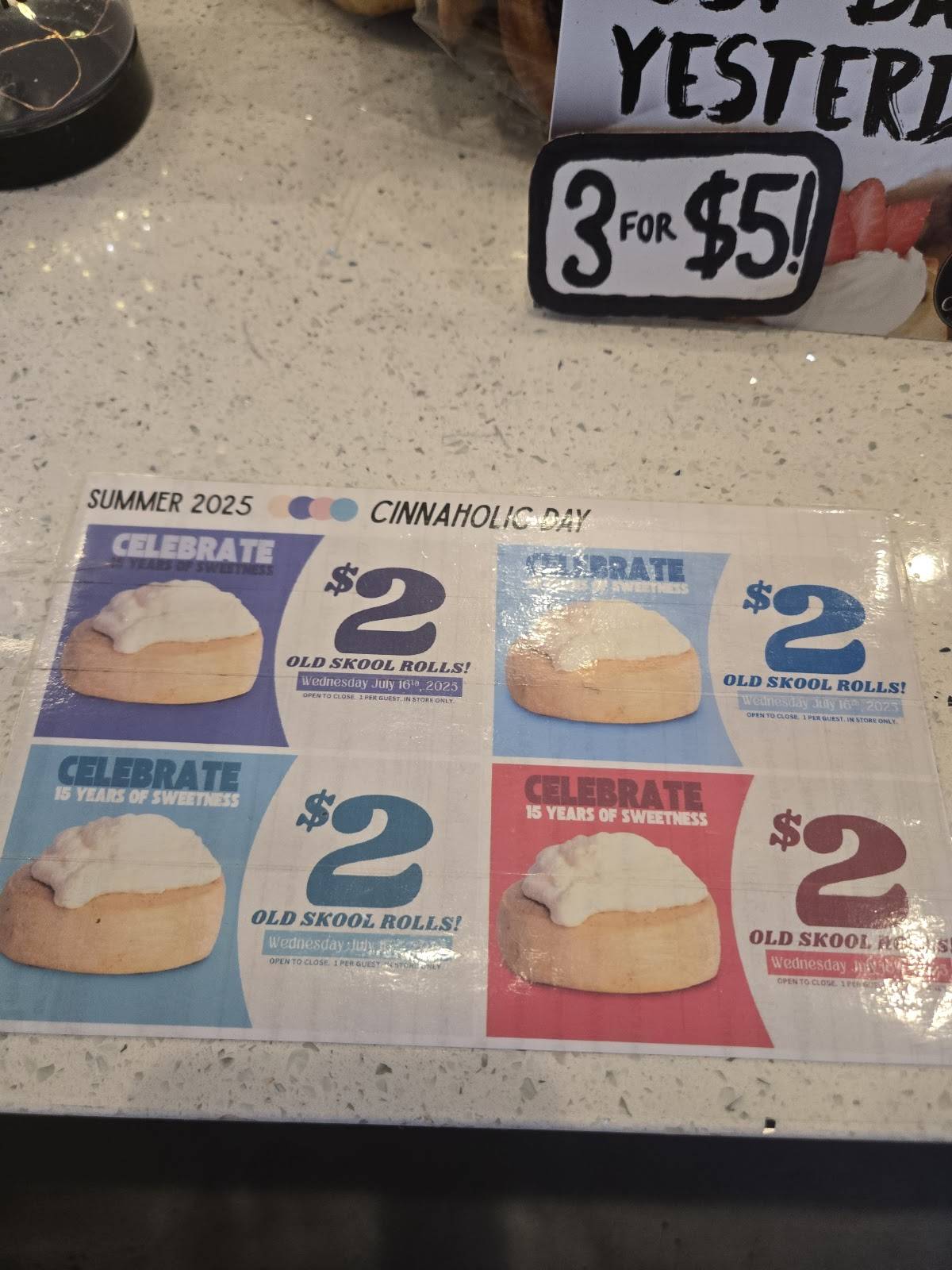 Cinnaholic меню