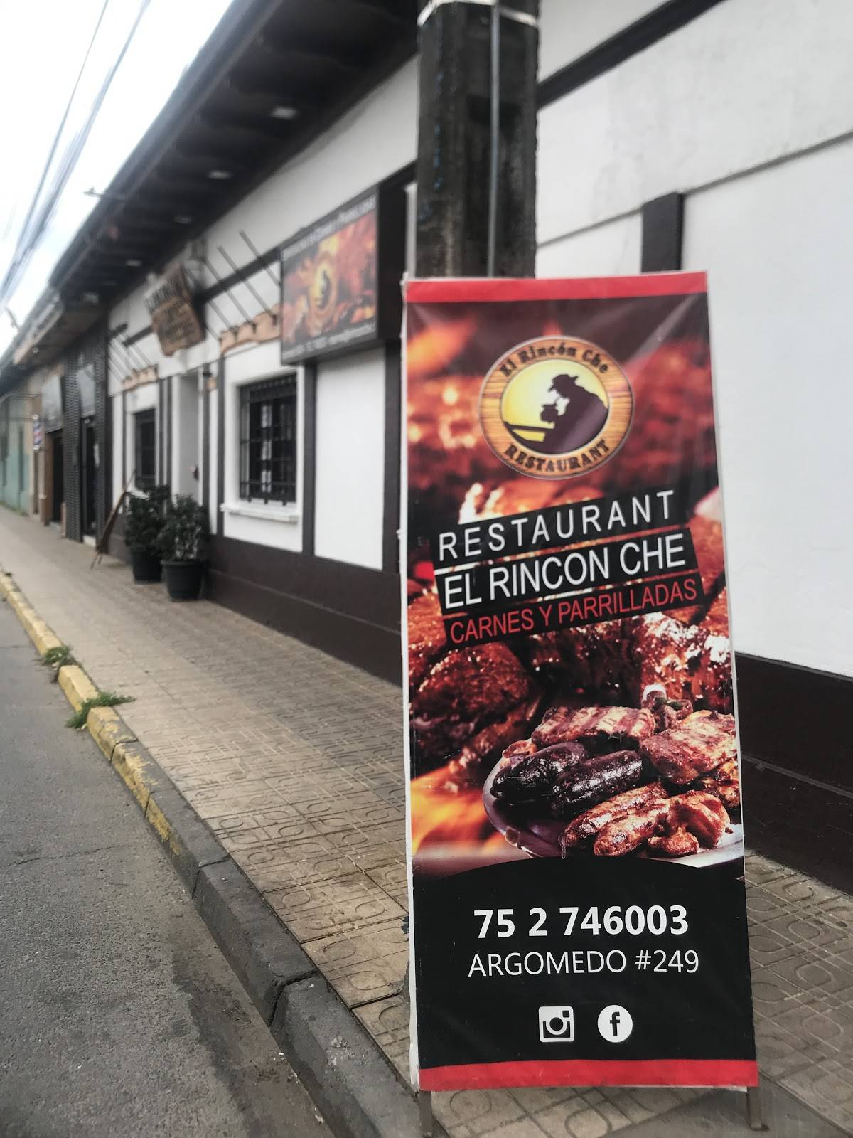 El Rincon Che Restaurant меню