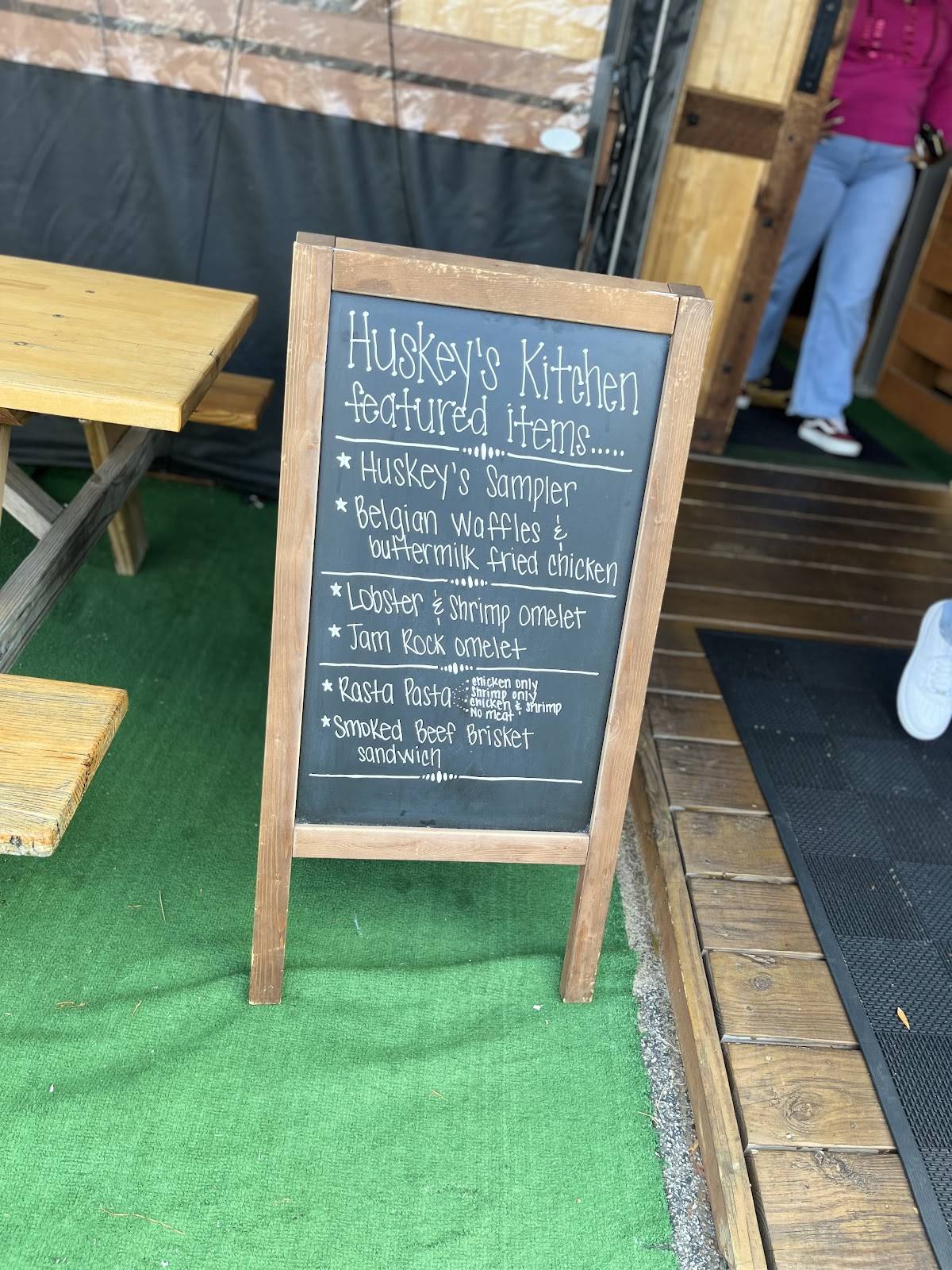 Huskey’s Kitchen меню