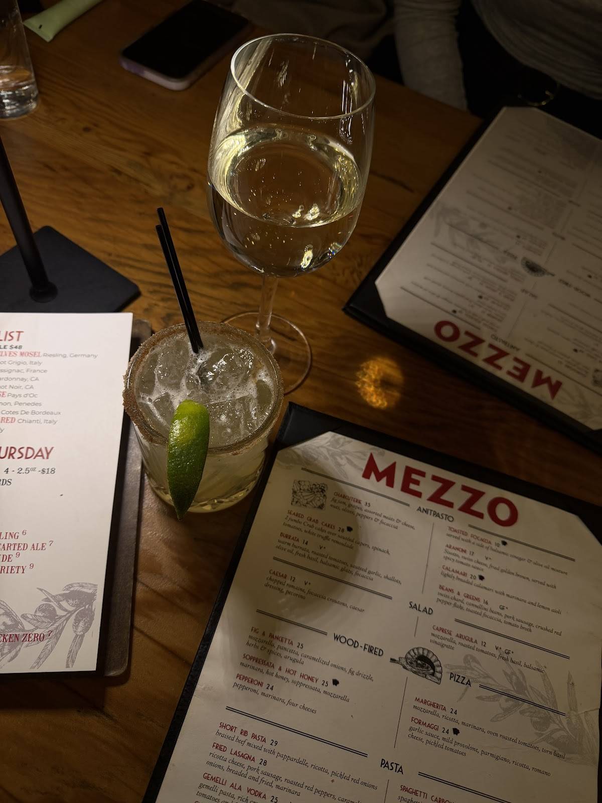 Mezzo at Sienna Mercato Italian меню
