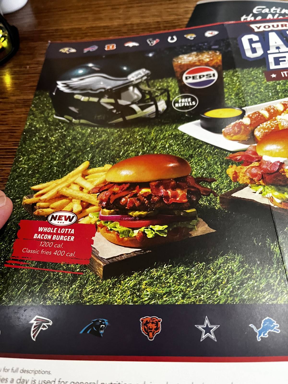 Applebee's Grill + Bar меню