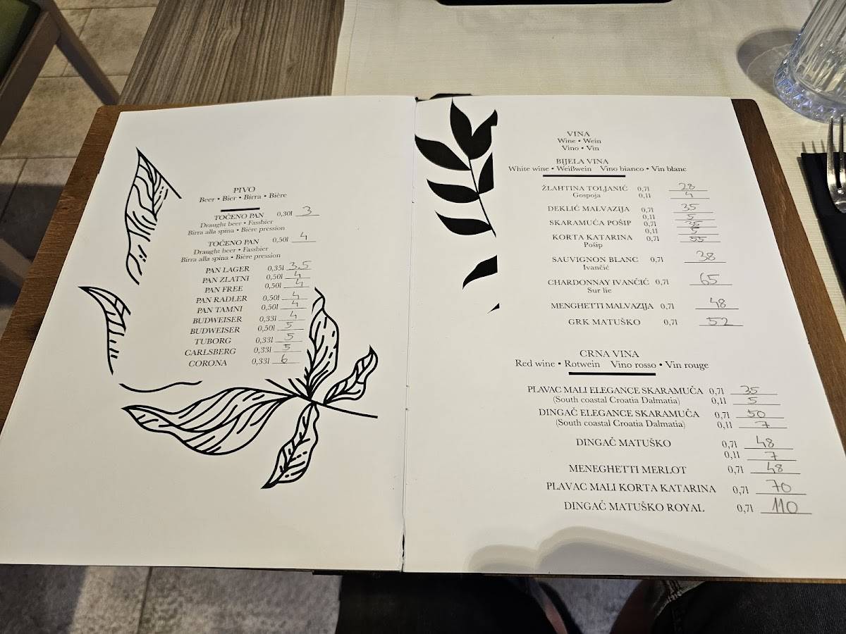 TORETA Cafe & Restaurant меню