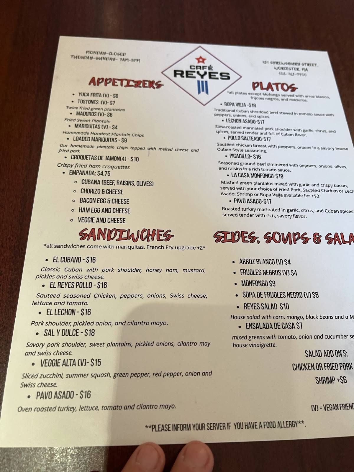 Cafe Reyes меню
