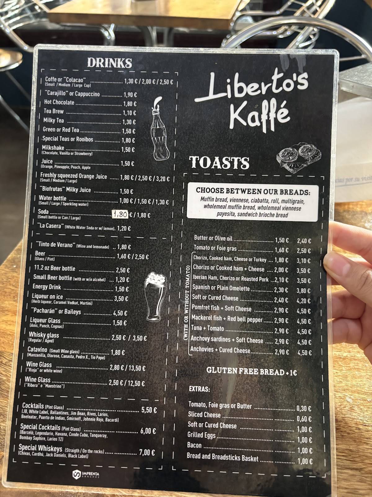 Cafetería Liberto's Kaffe меню