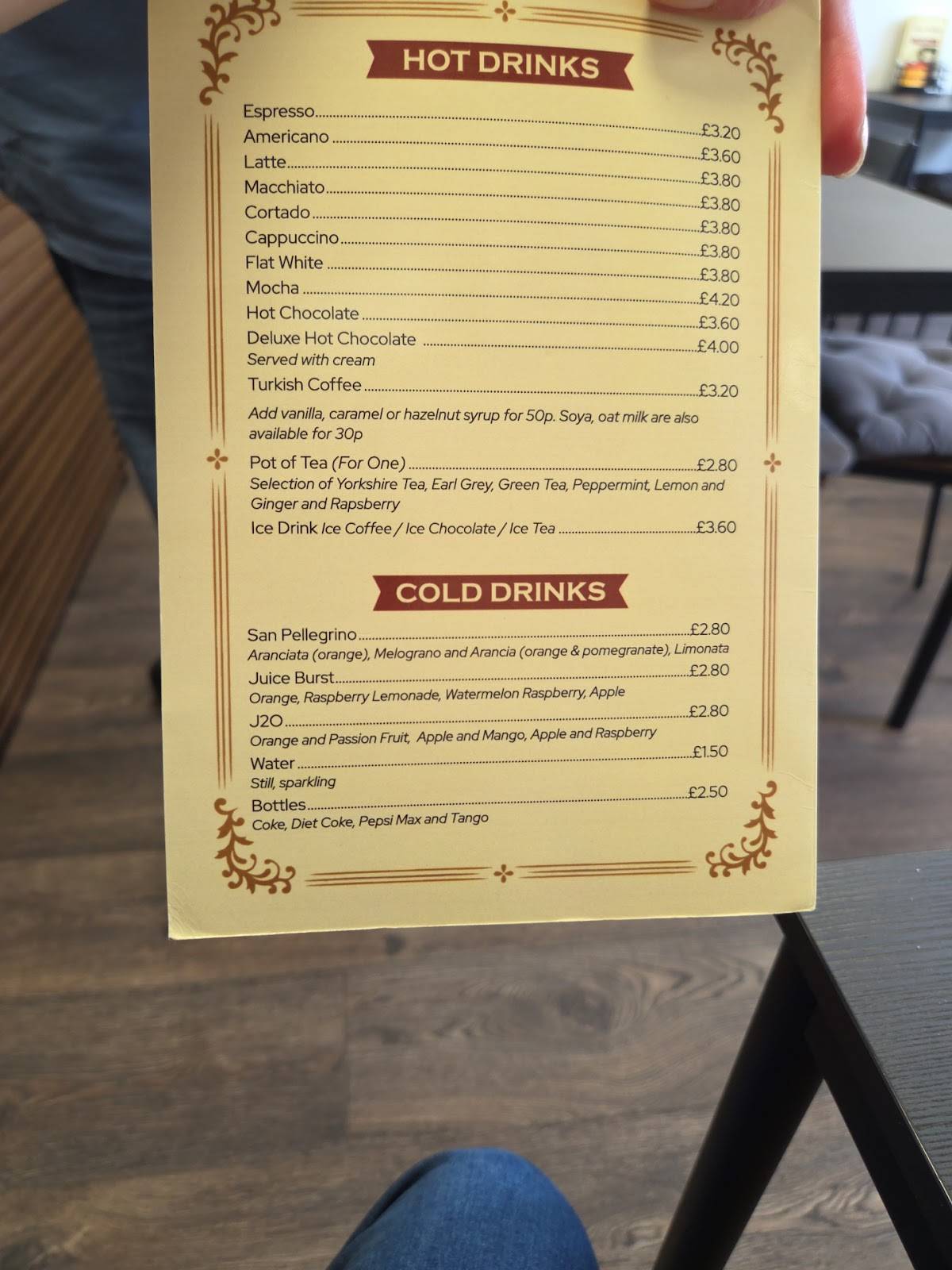 Cave cafe меню