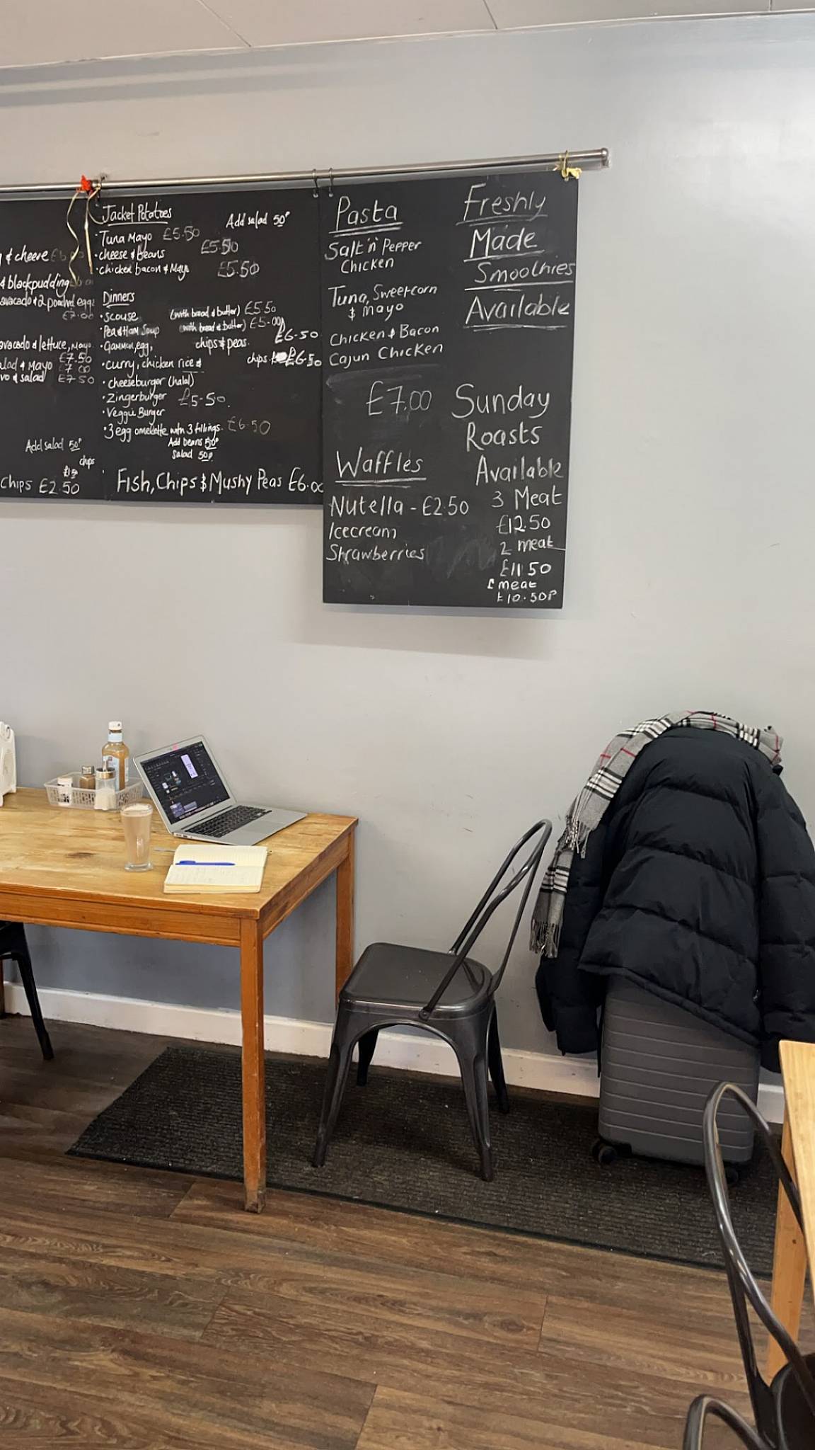 Corner Cafe меню