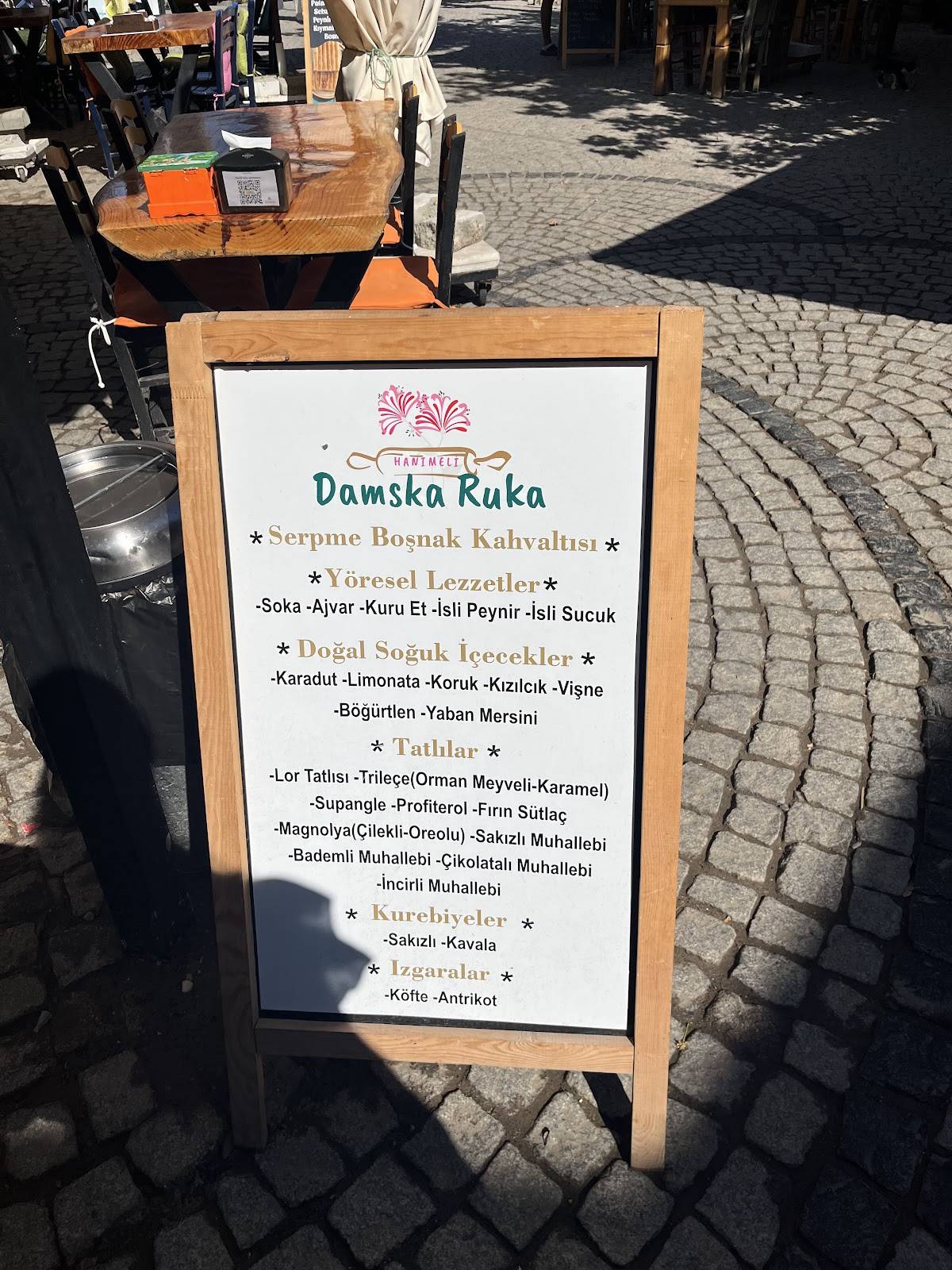 Damska Ruka меню