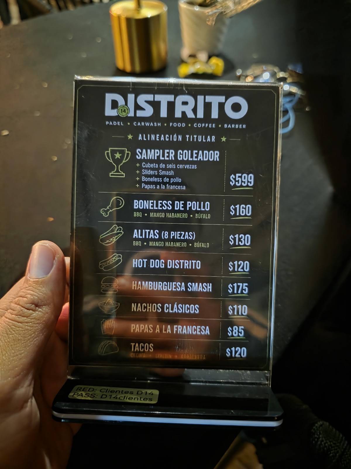 Distrito 14 меню