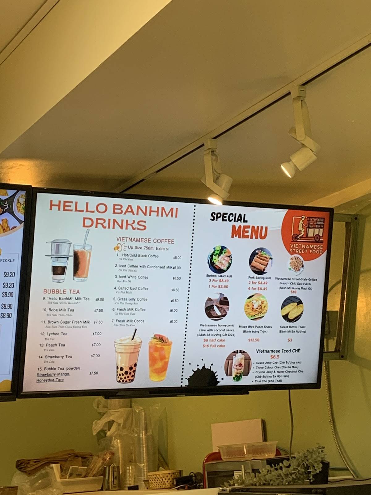 Hello BanhMi меню