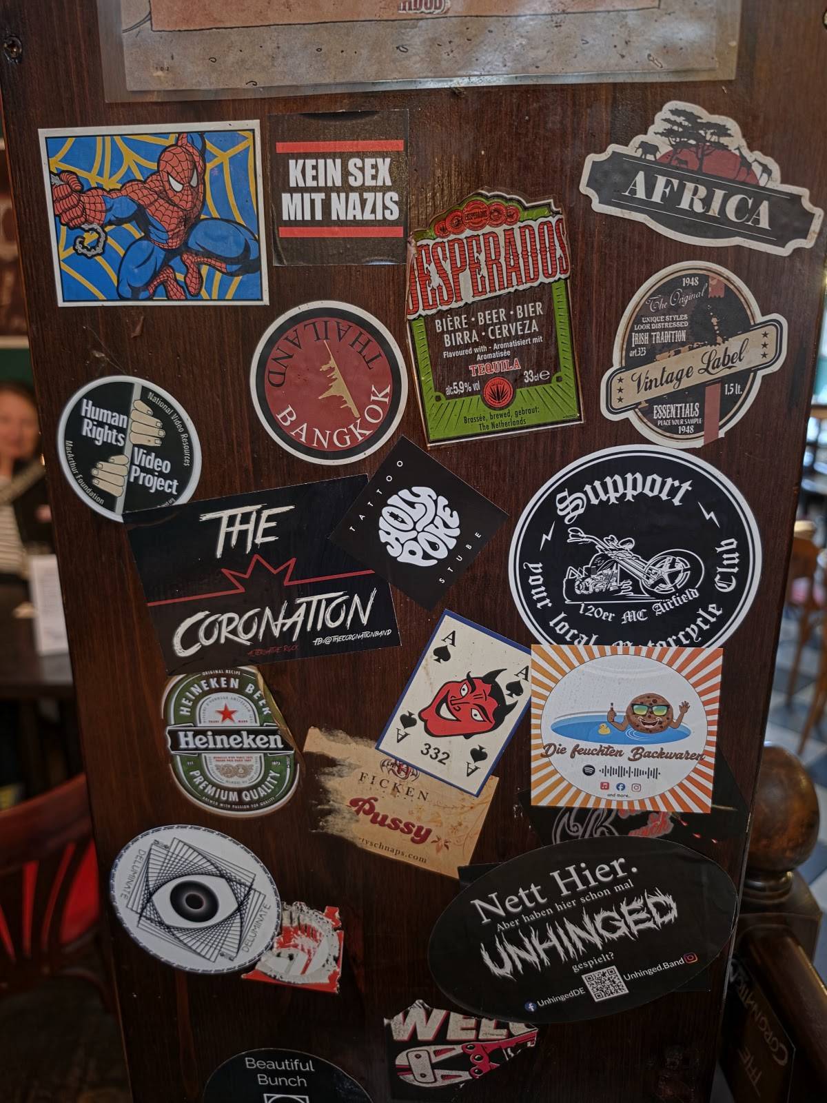 Highlander Scottish Pub меню