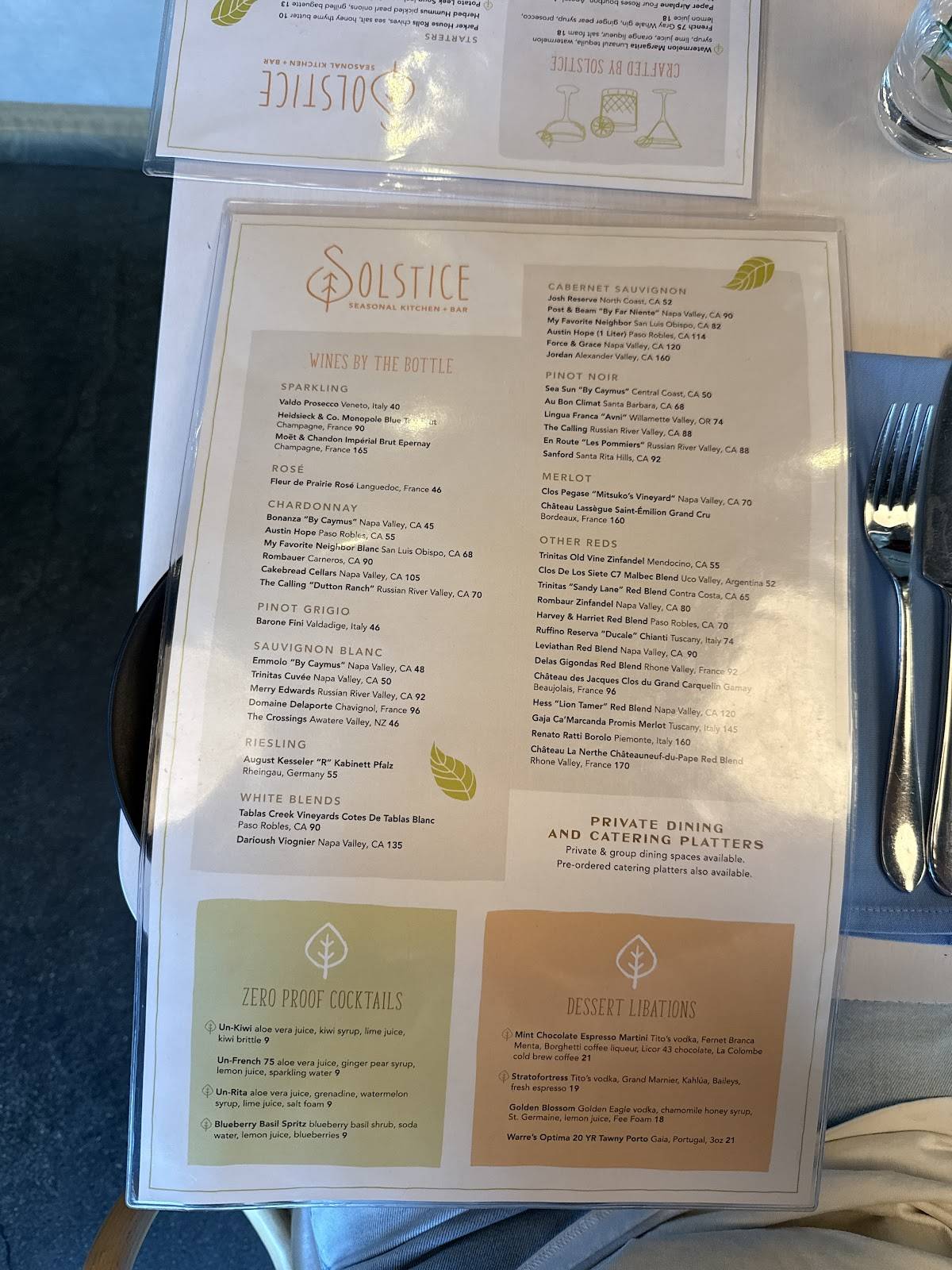 Solstice Seasonal Kitchen & Bar меню