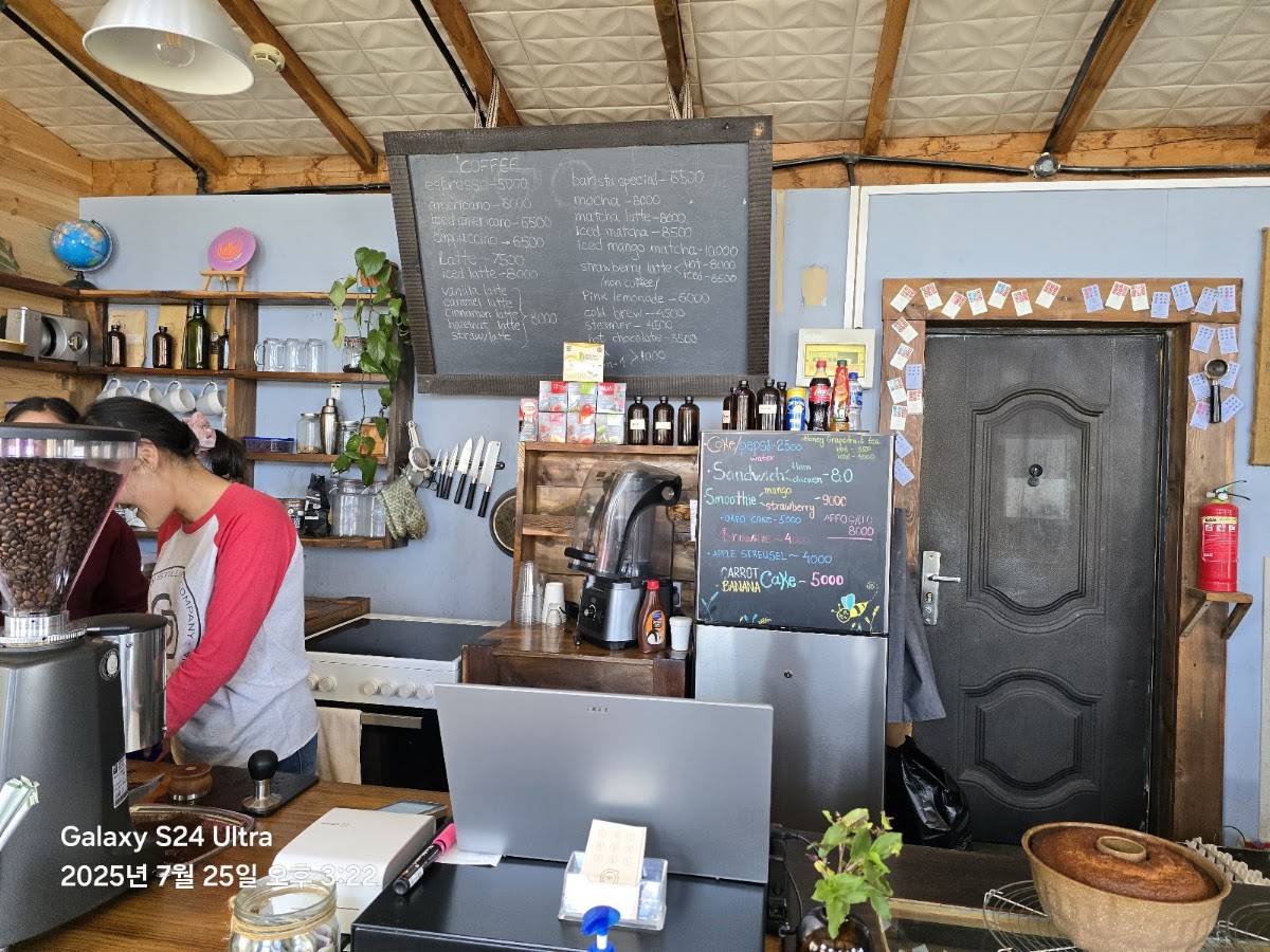 New Roots Coffee меню