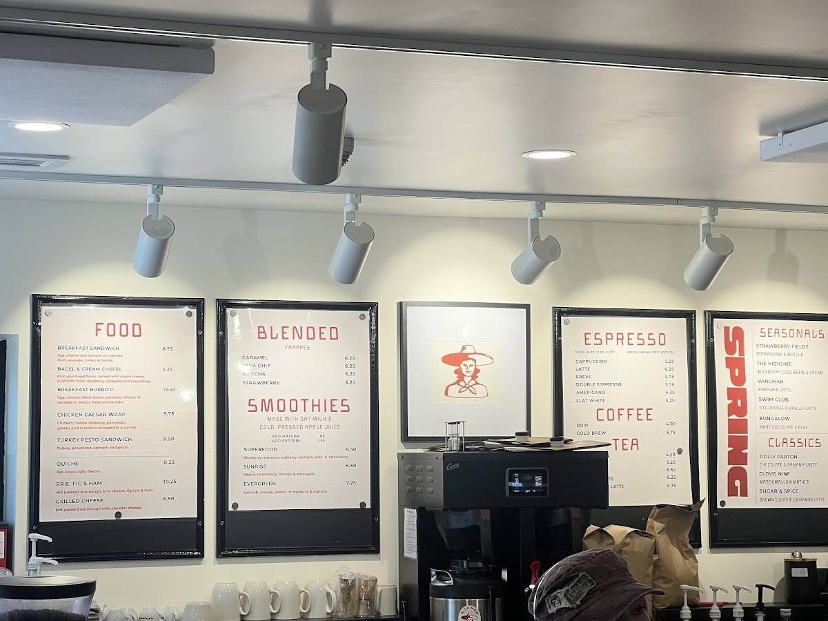 Roamer Coffee House меню