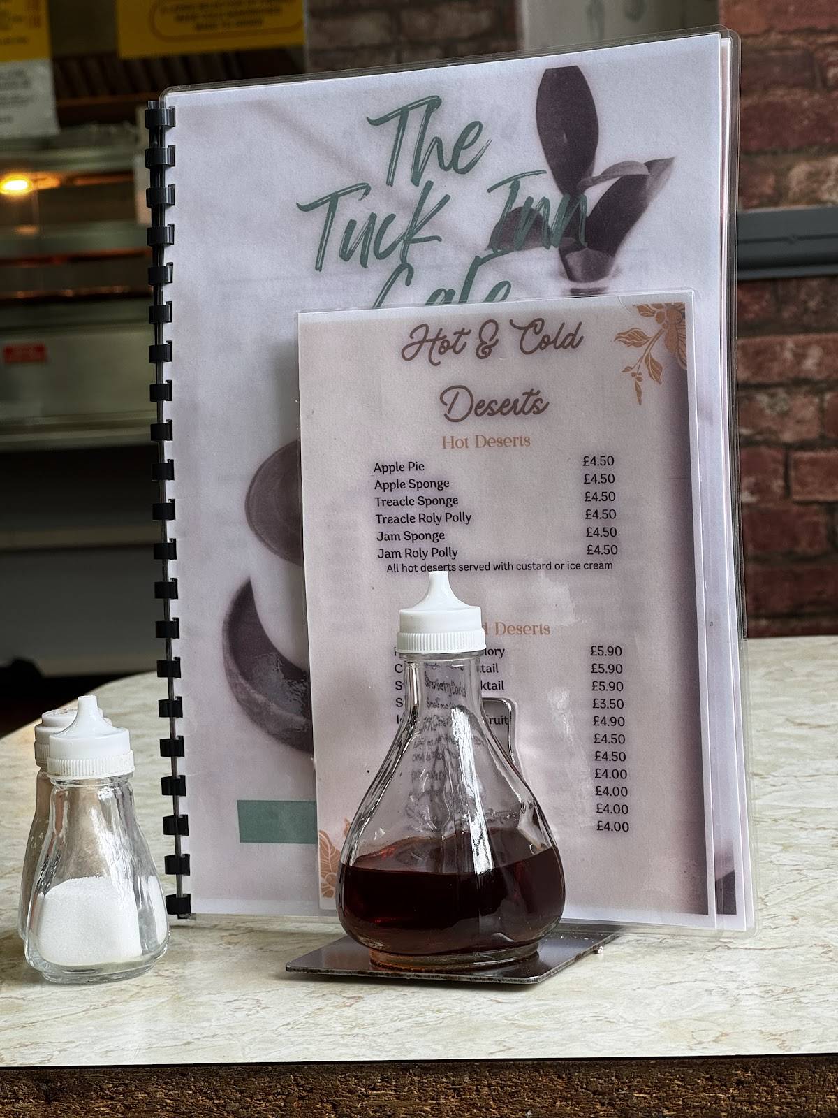 Tuck Inn Cafe меню