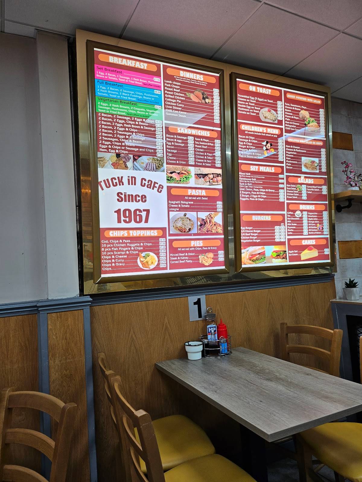 Tuck in Cafe меню
