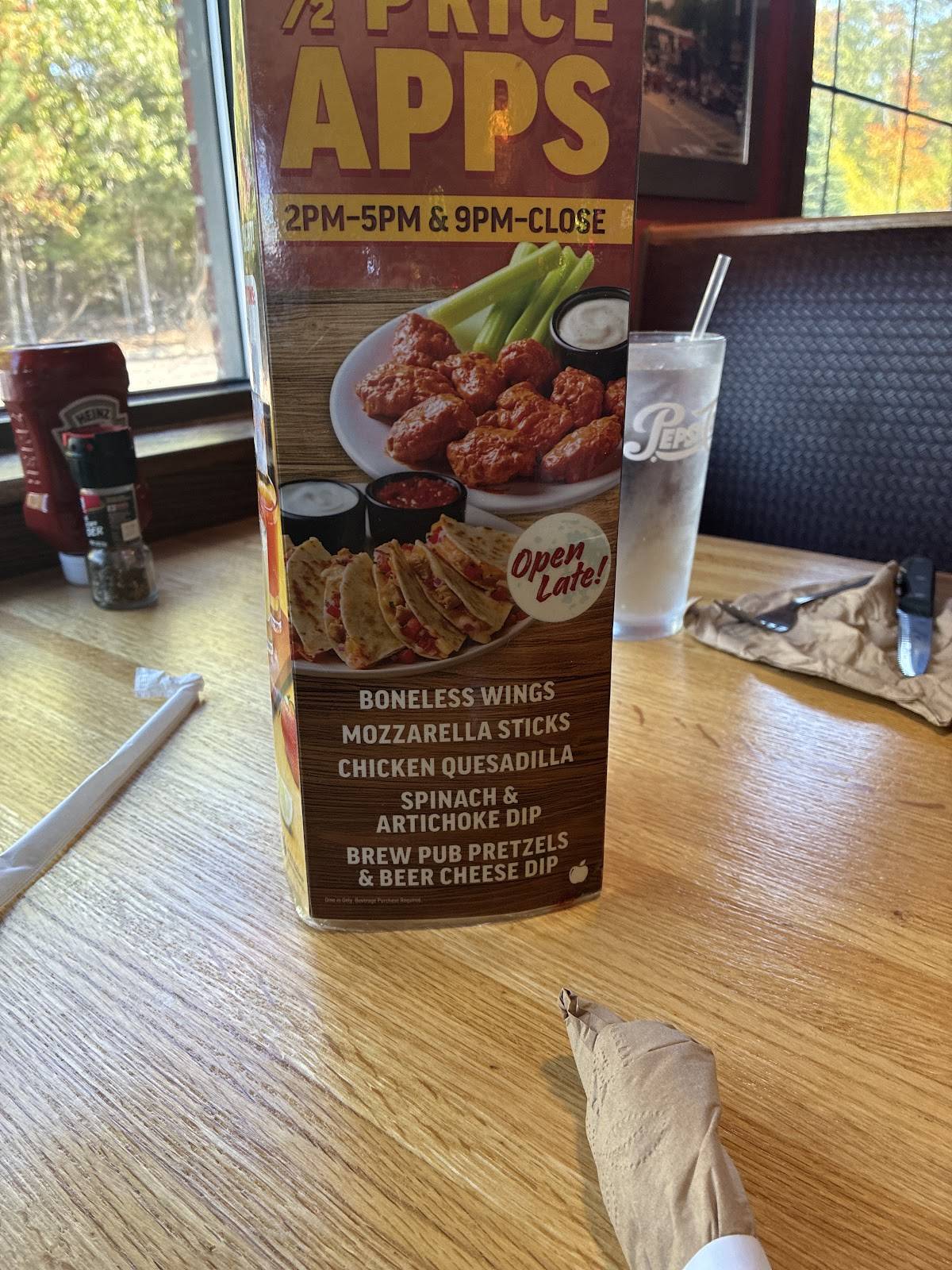 Applebee's Grill + Bar меню