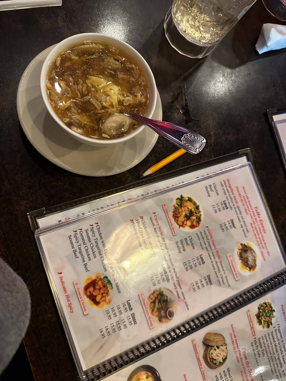 Yoho Asian Bistro меню
