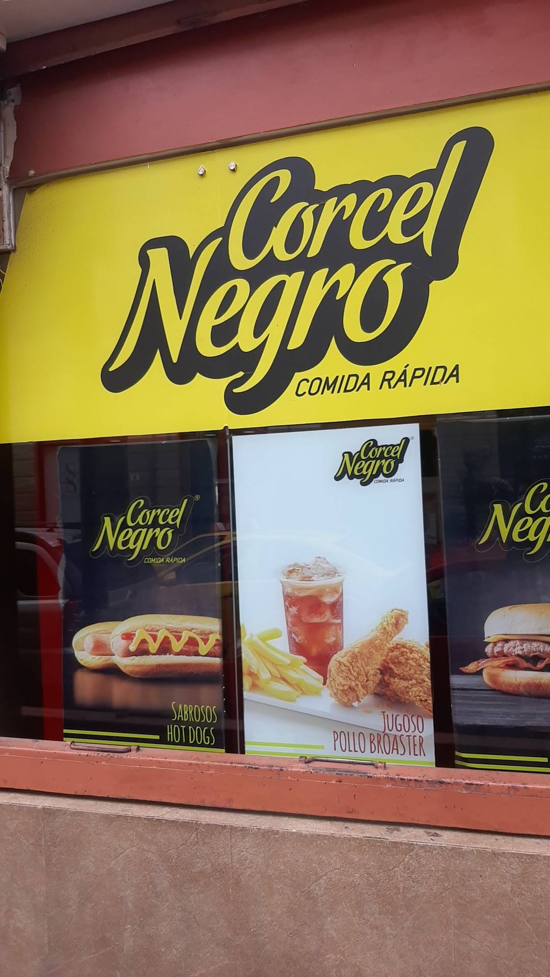 Corcel Negro Comida Rápida меню