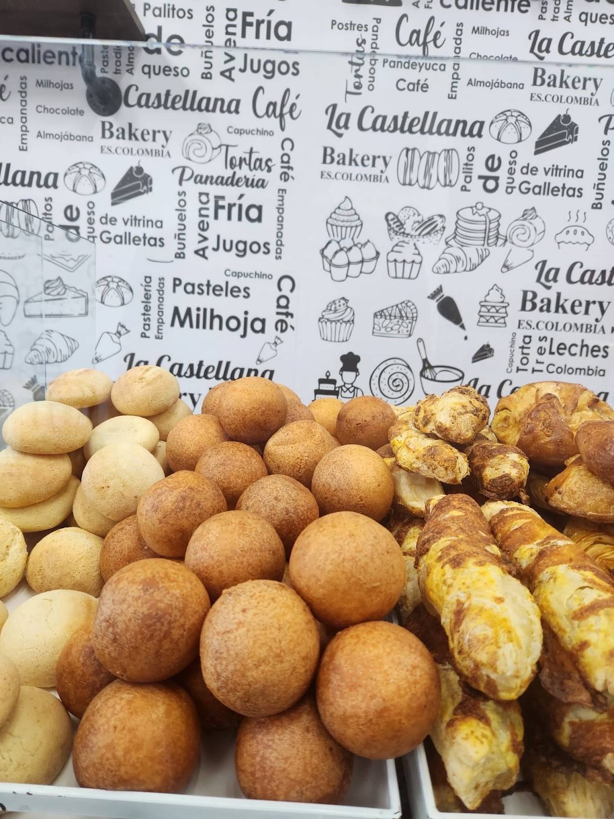 LA CASTELLANA BAKERY меню