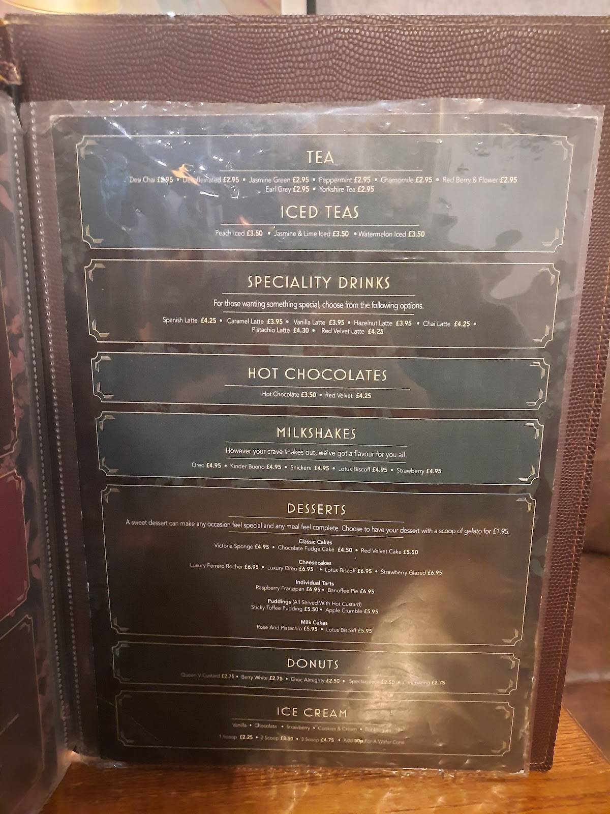 Legends Cafe меню