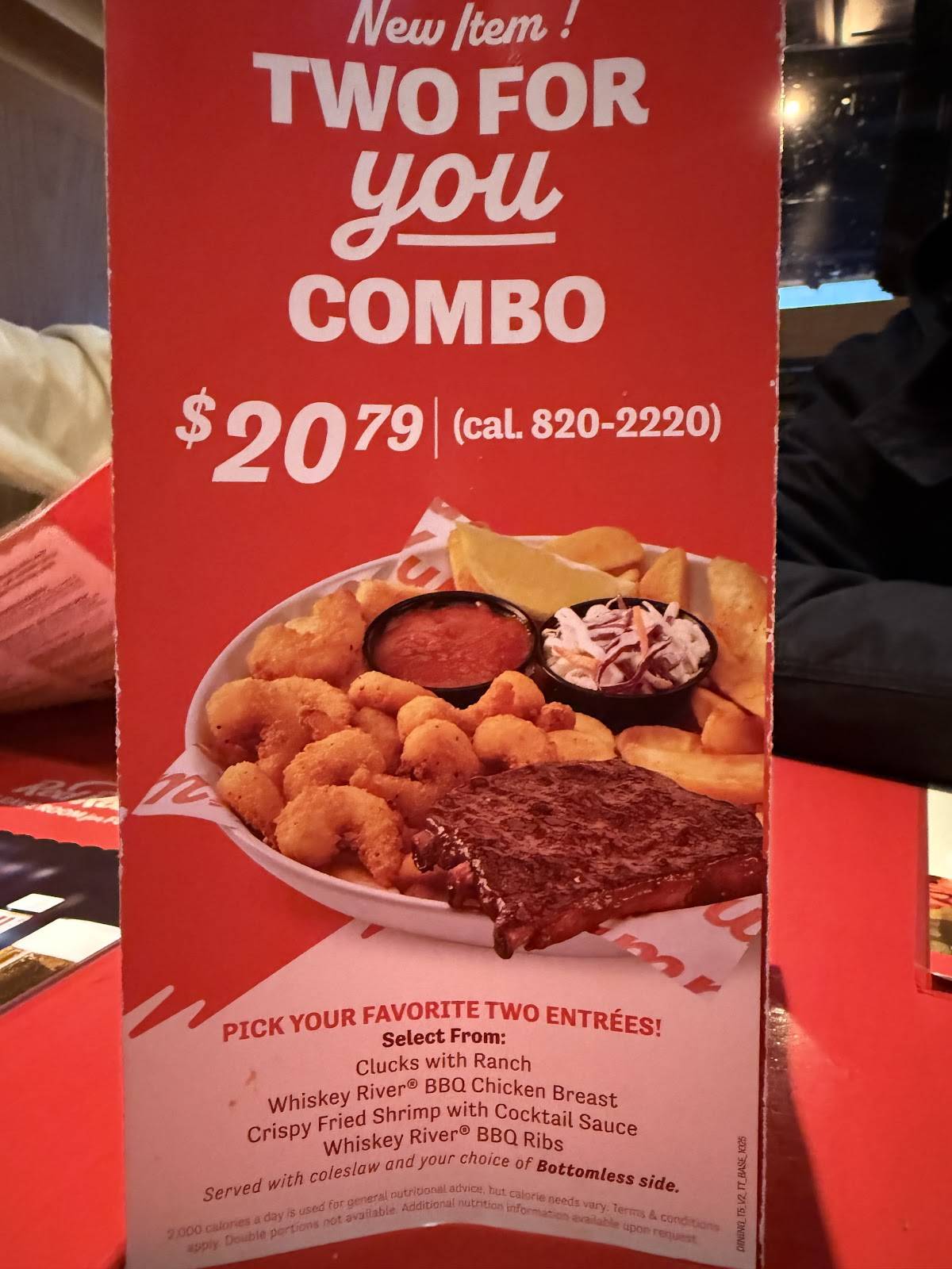 Red Robin Gourmet Burgers and Brews меню