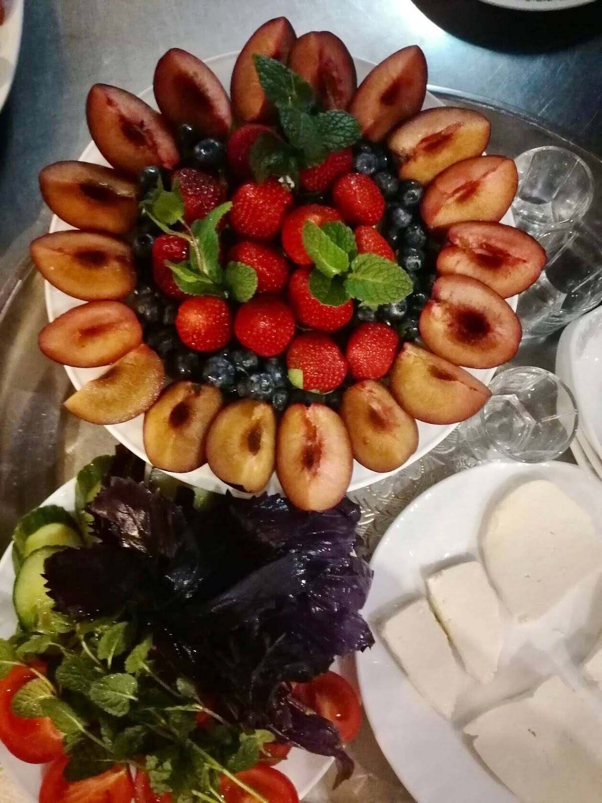 У Салмана меню