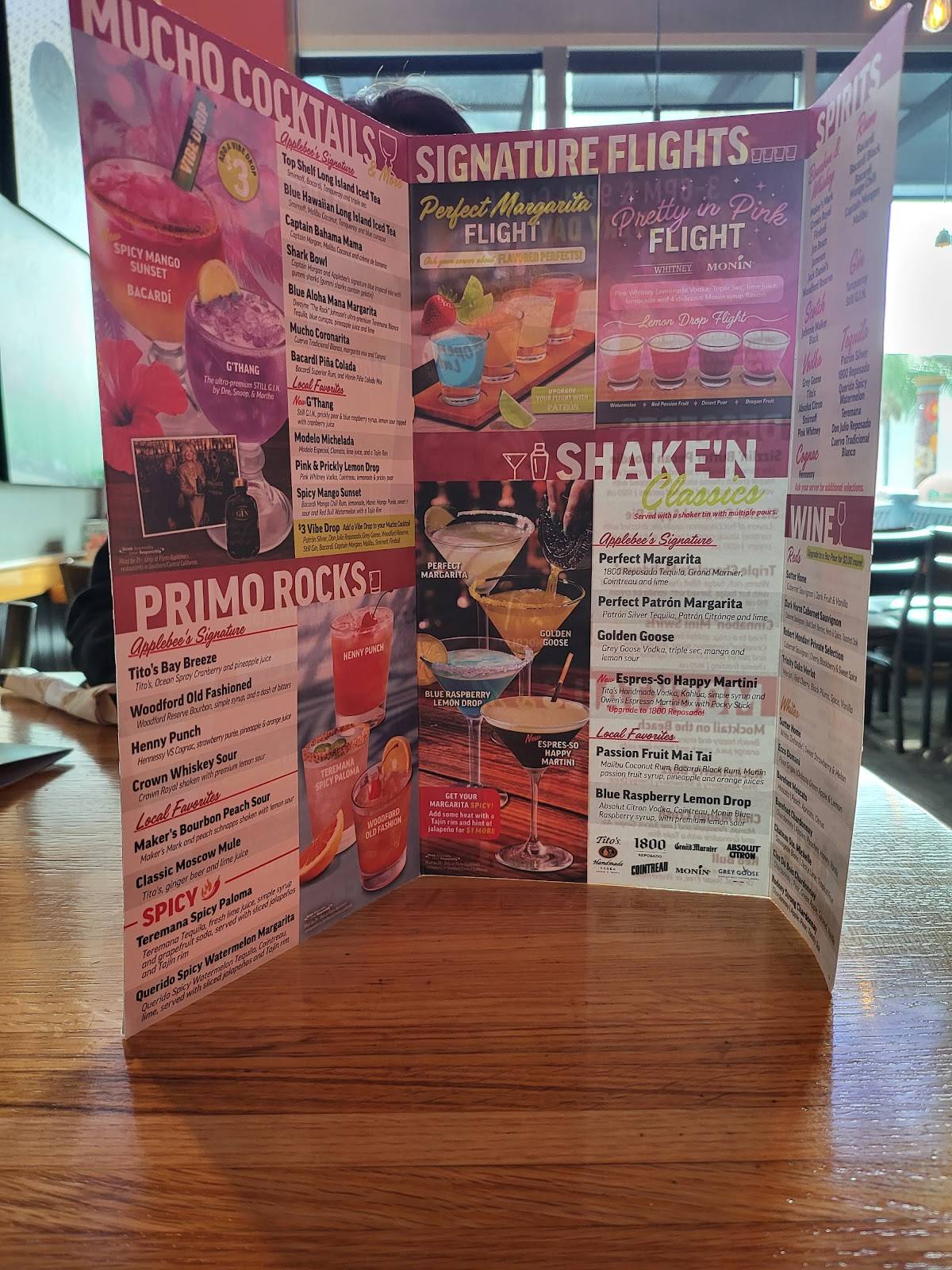 Applebee's Grill + Bar меню