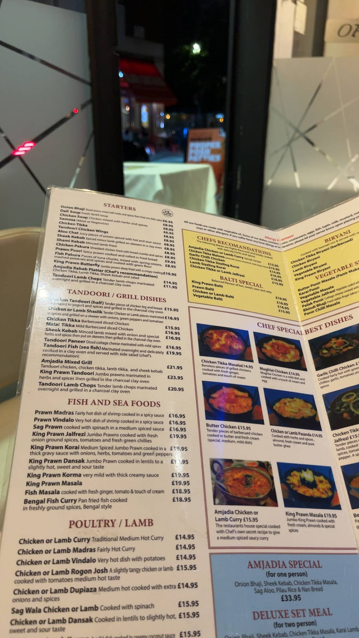 Amjadia Indian Restaurant меню